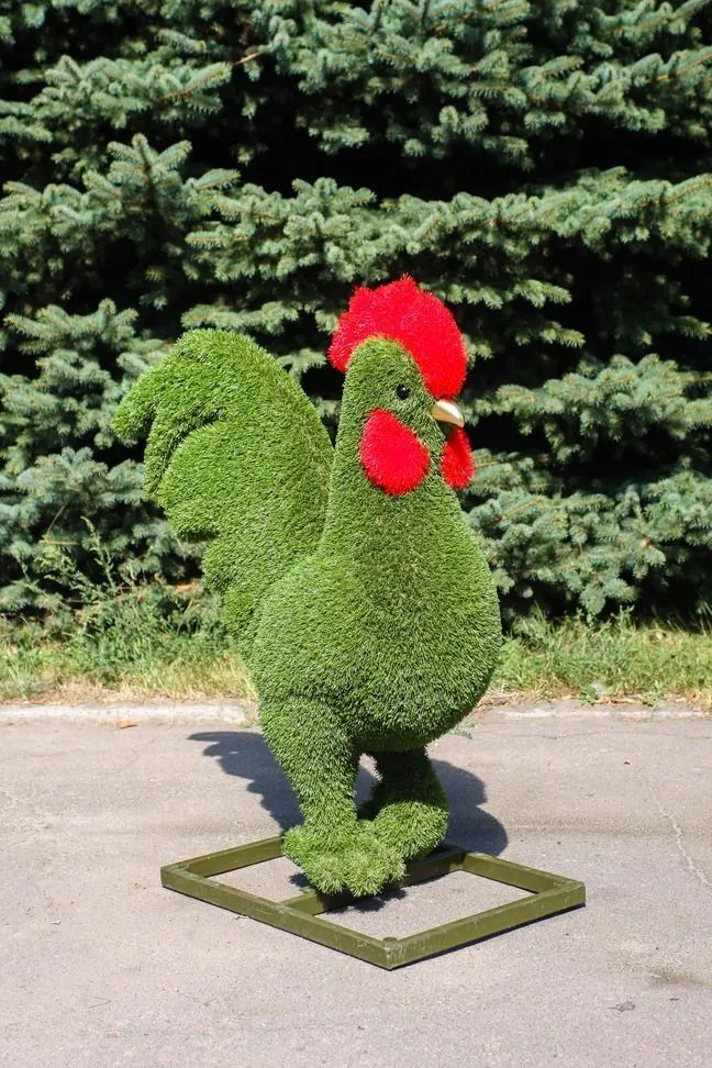 Топиарная фигура Петух деревенский на рассвете