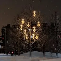 Уличная	светодиодная подсветка для деревьев «Плоды Деметры»